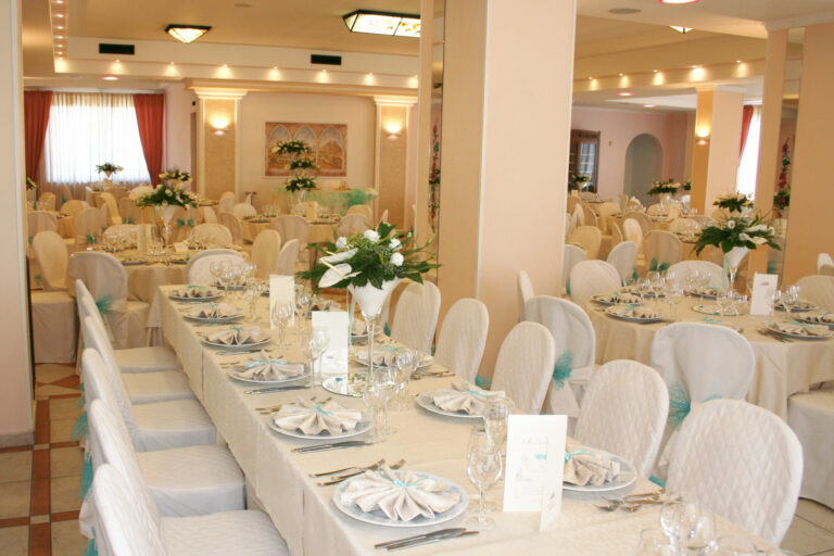 hotel-gaudio-matrimonio-tiffany-tavoli