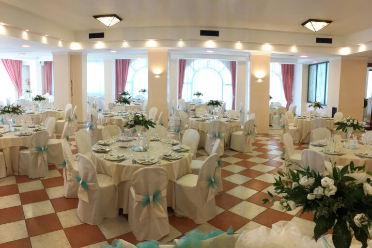 hotel-gaudio-sala-panoramica